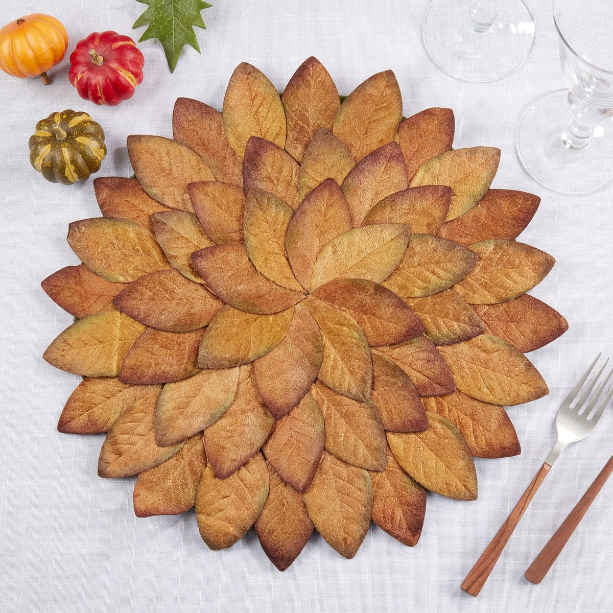 Fennco Styles Harvest Fall Leaves Round Placemats, Set of 4 – Copper
