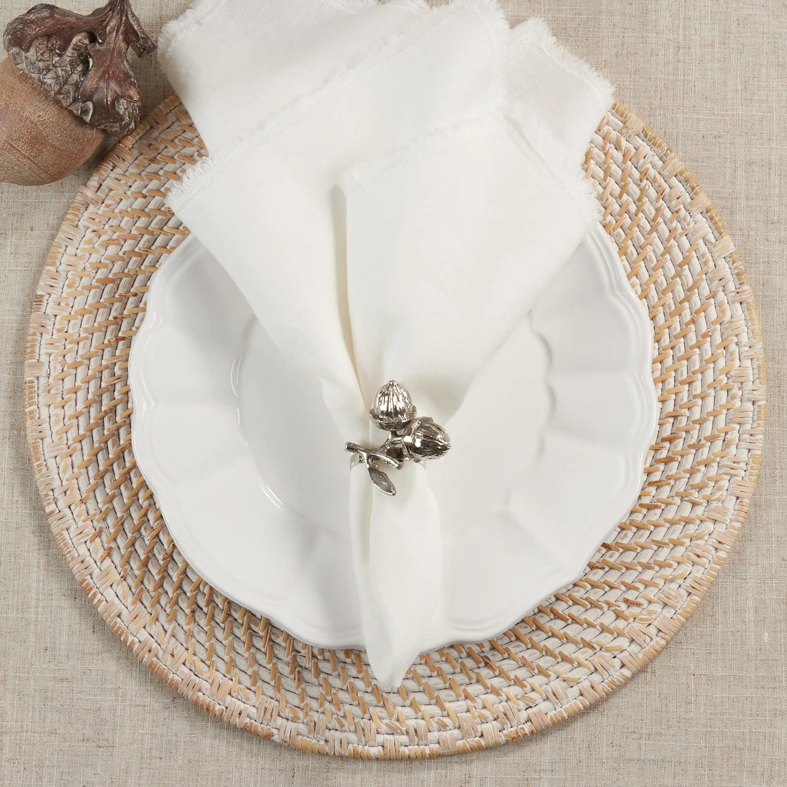 Fennco Styles Harvest Acorn Brass Napkin Rings, Set of 4 - Silver Metal Napkin Holders for Holiday, Home Décor, Dining Room, Banquets, Family Gatherings and Special Occasions