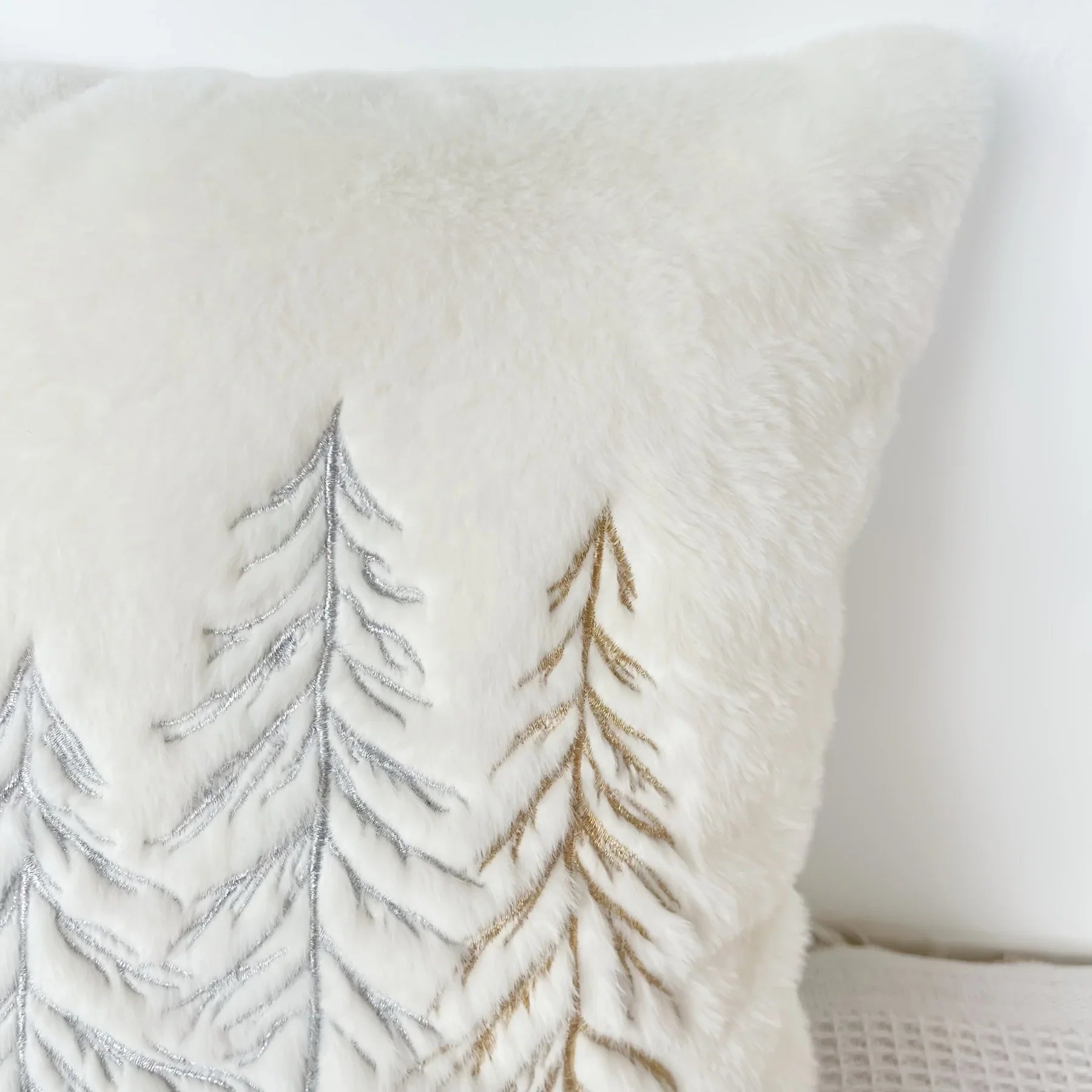 Gold Embroidered Christmas Tree Pillow Cover - Luxury Velvet Decorative Pillowcase